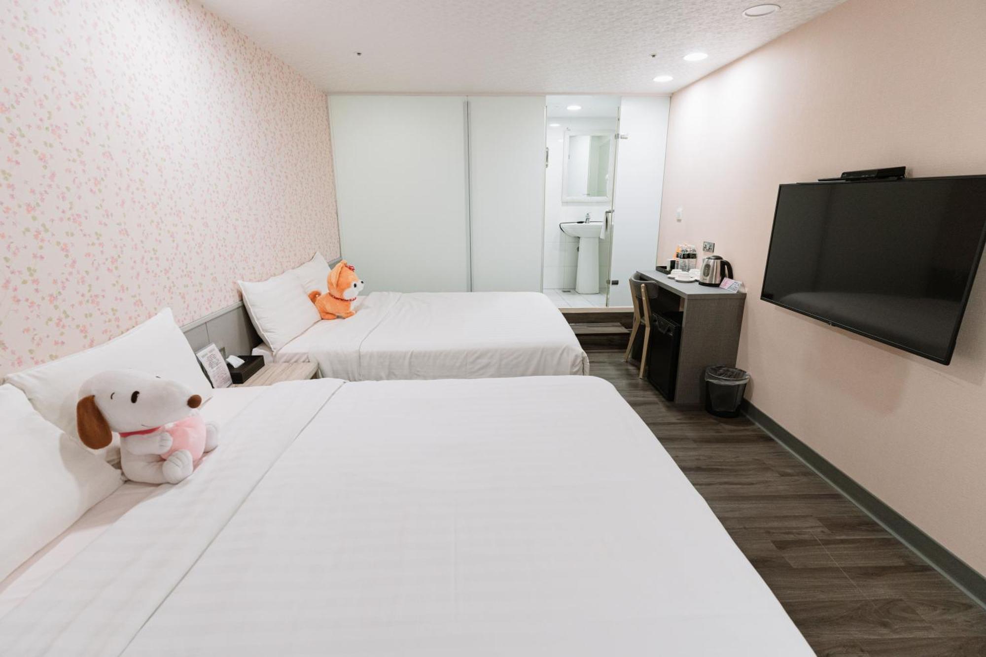 歐法行旅 O Fun Hotel Đài Bắc Ngoại thất bức ảnh
